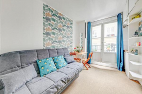 Petit studio cosy à Saint-Germain-Des-Prés et Jardin du Luxembourg